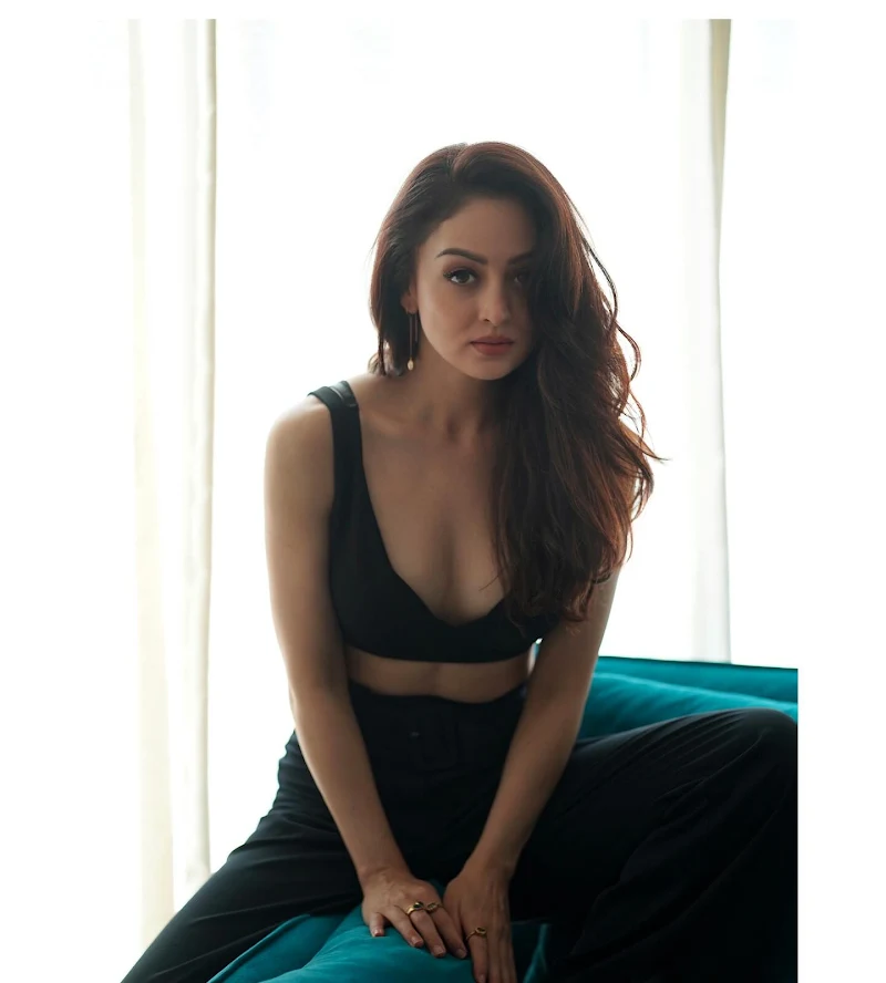 sandeepa dhar cleavage black tiny top