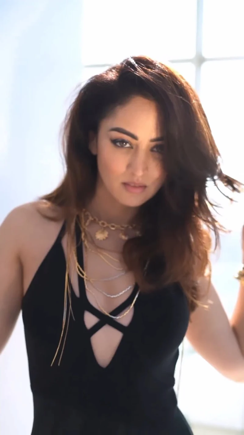 sandeepa dhar black swimsuit sexy body legs