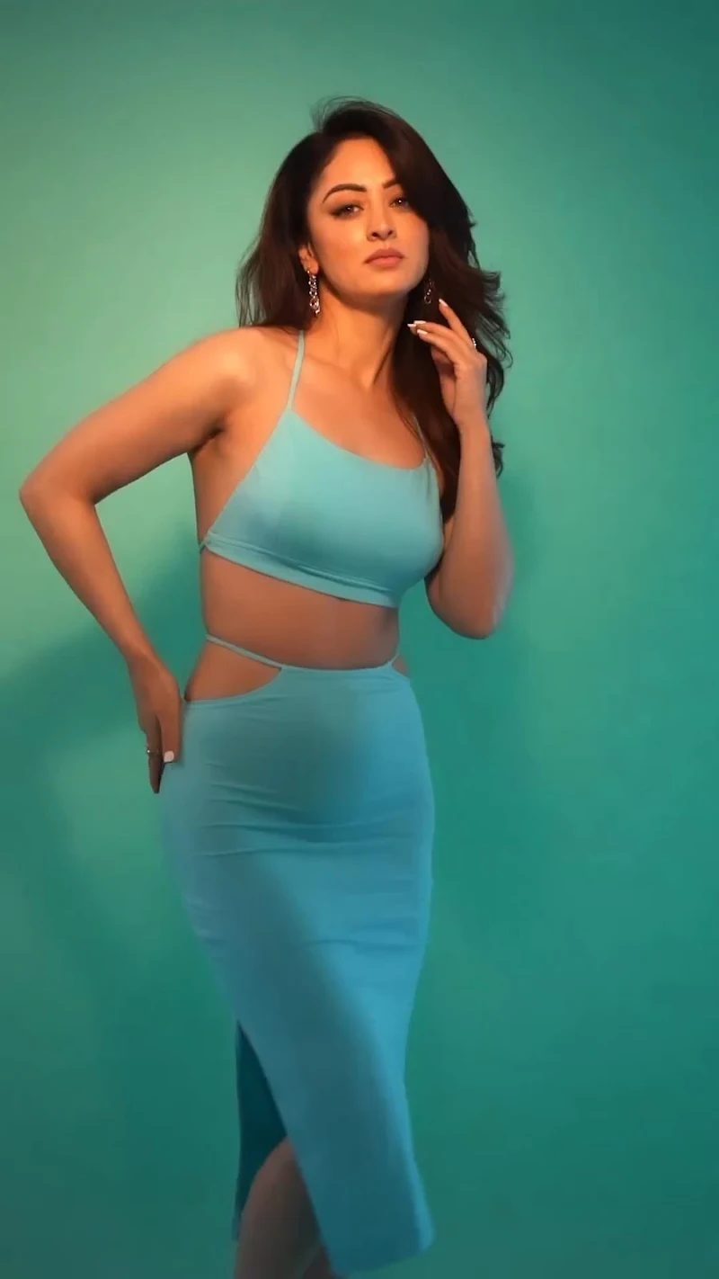 Sandeepa Dhar tiny top high slit skirt sexy body