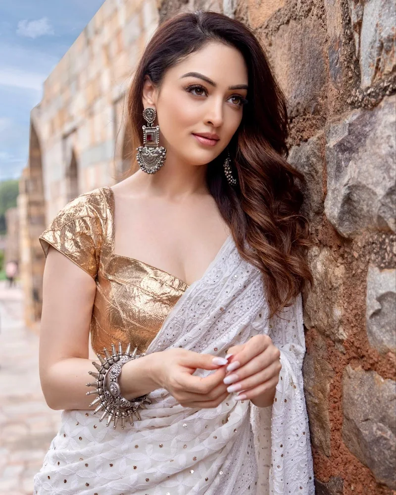 sandeepa dhar white saree golden blouse