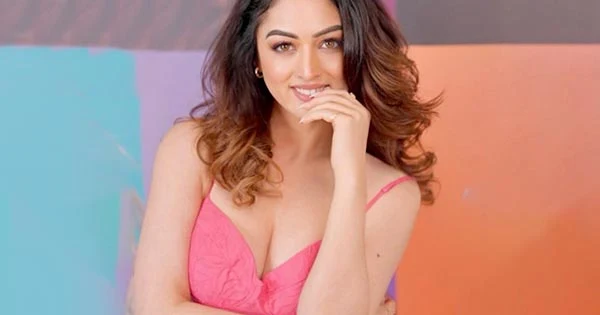 sandepa dhar cleavage pink outfit