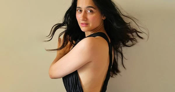 sanjeeda shaikh backless black dress fighter actress