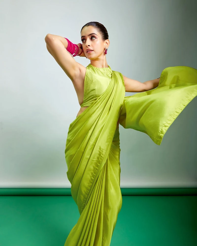 sanya malhotra green saree hot actress armpit