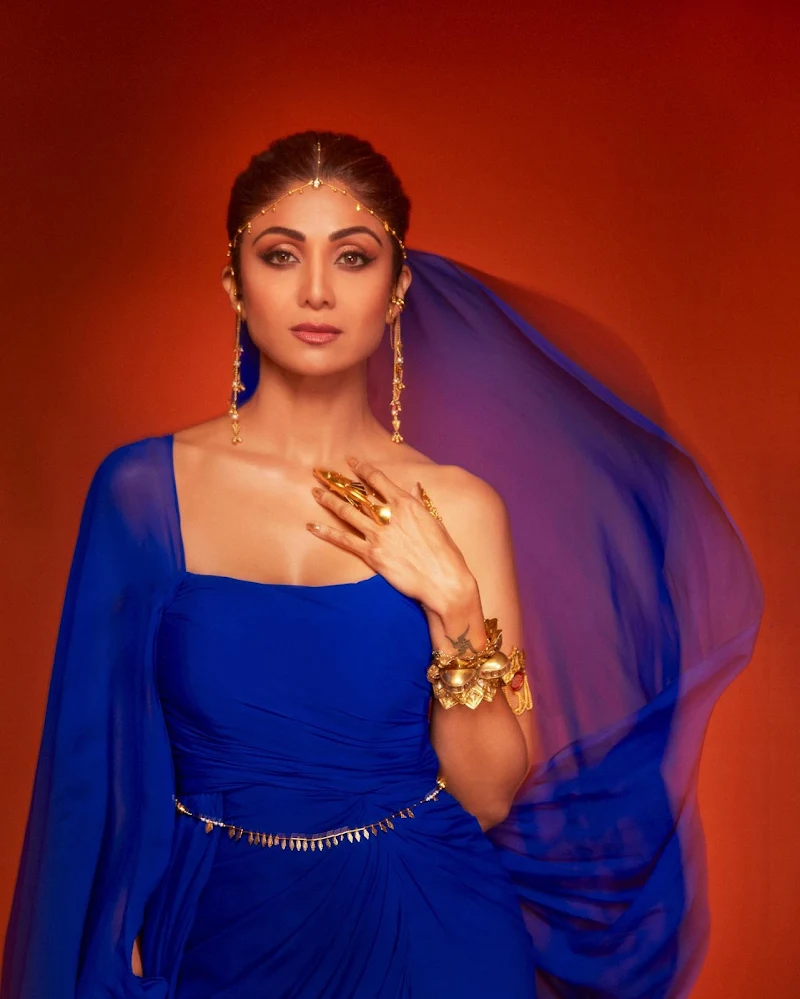 Shilpa Shetty high slit blue dress sexy legs slim figure