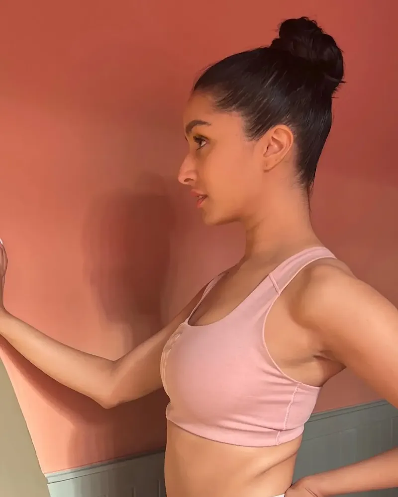 Shraddha Kapoor sports bra