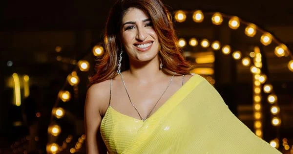 shreya mehta yellow saree tiny blouse