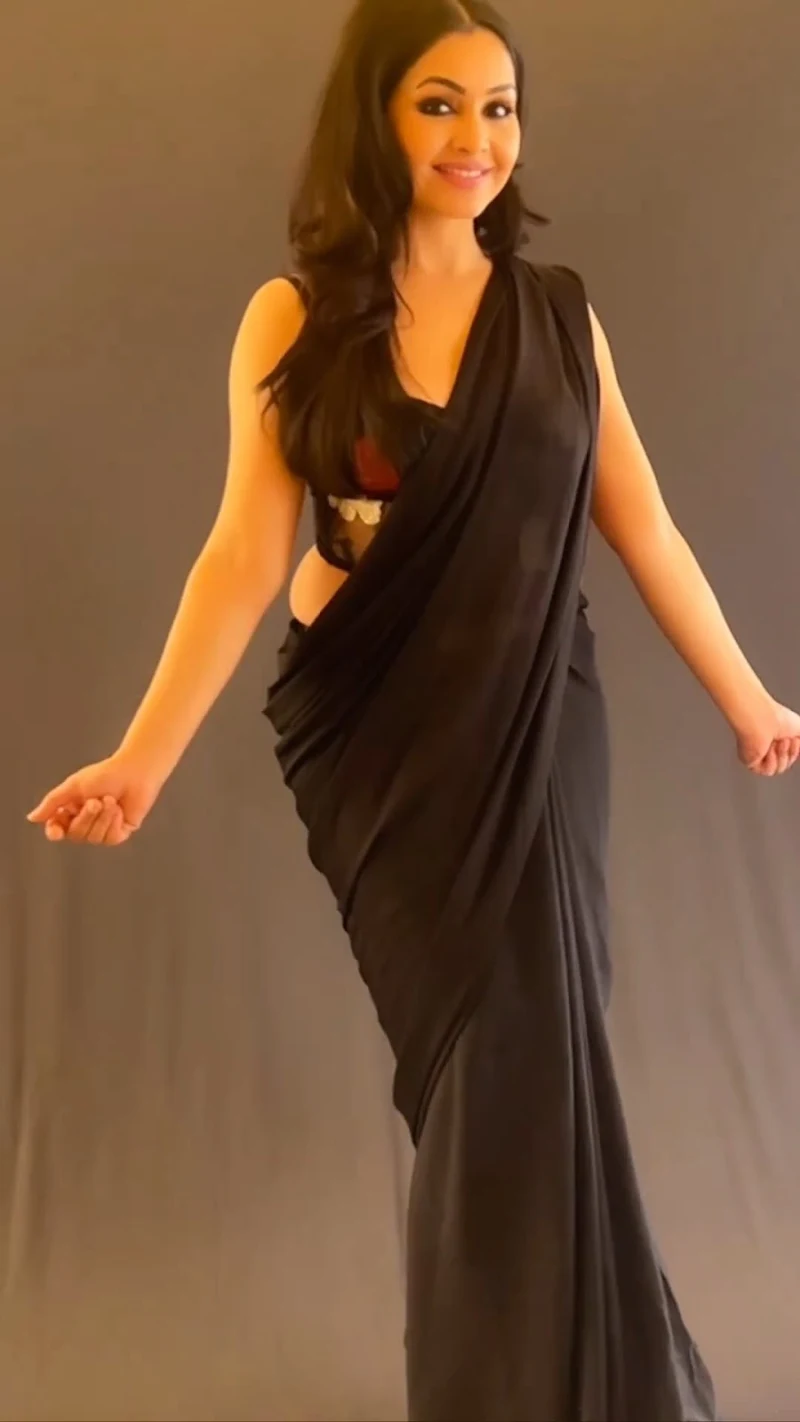 shubhangi atre black saree hot angoori bhabhi