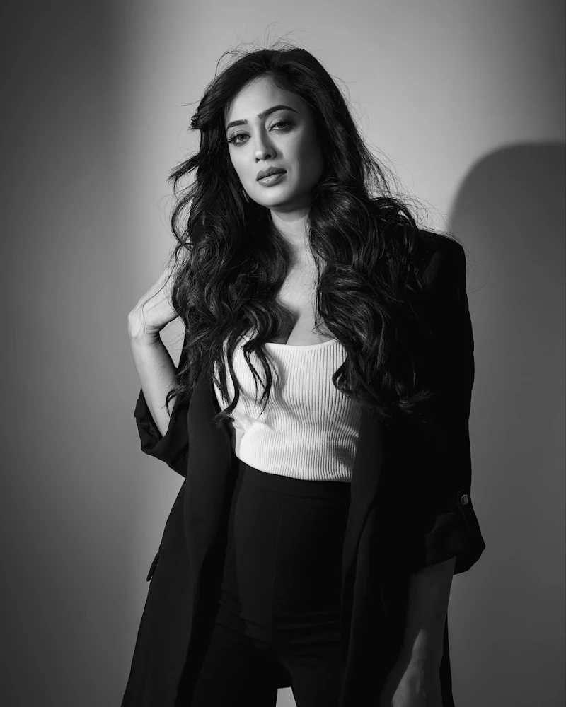 shweta tiwari busty blazer pants hot actress