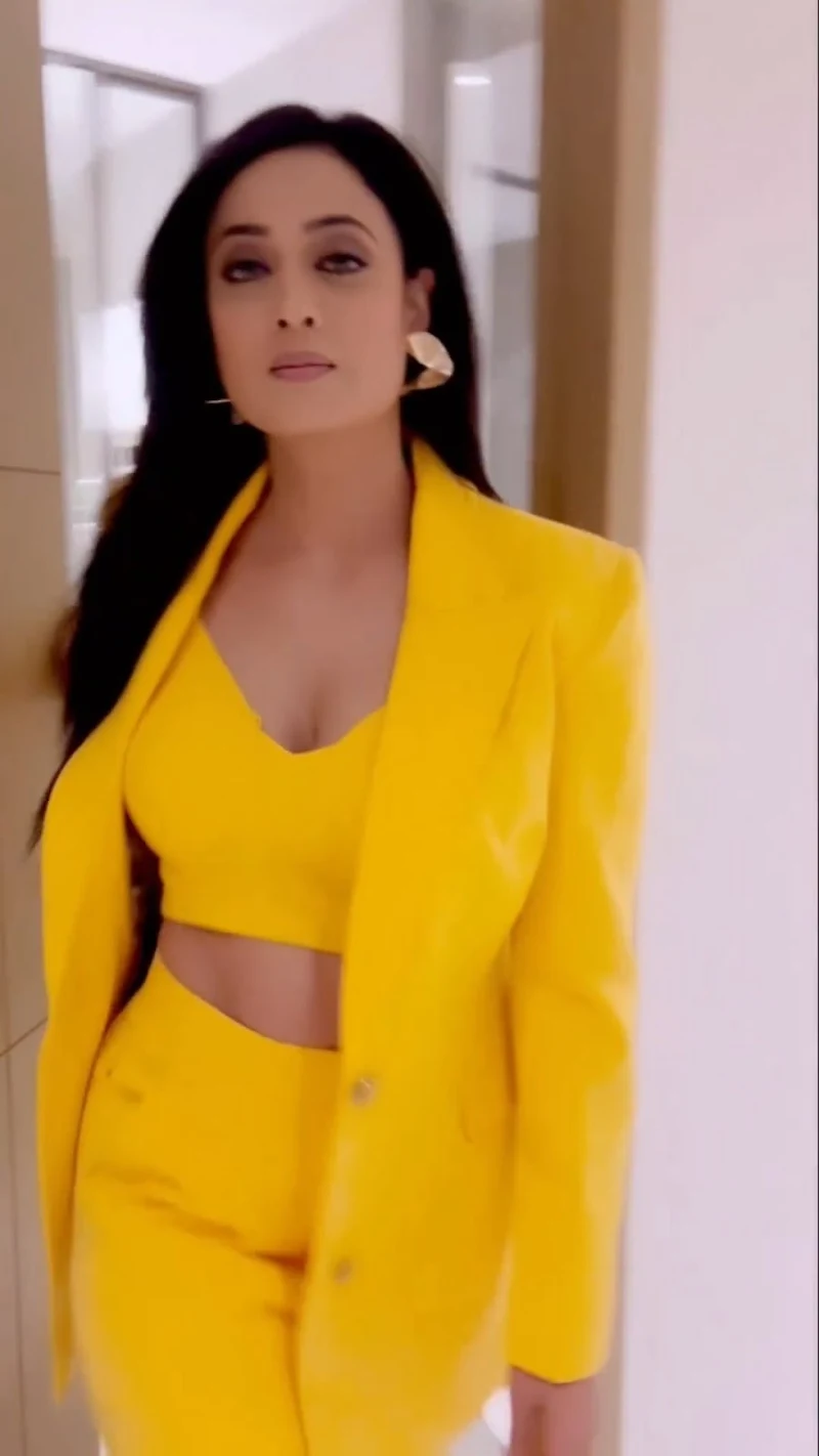 shweta tiwari pantsuit stylish tv actress