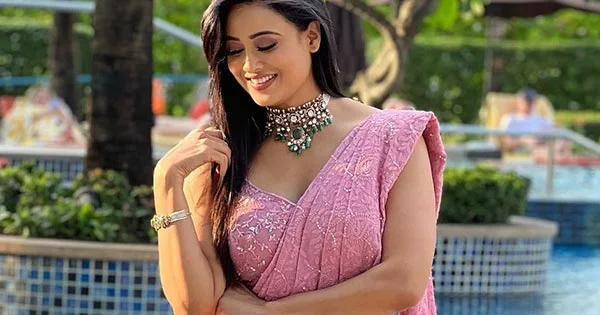 Shweta Tiwari pinks aree hot tv actress