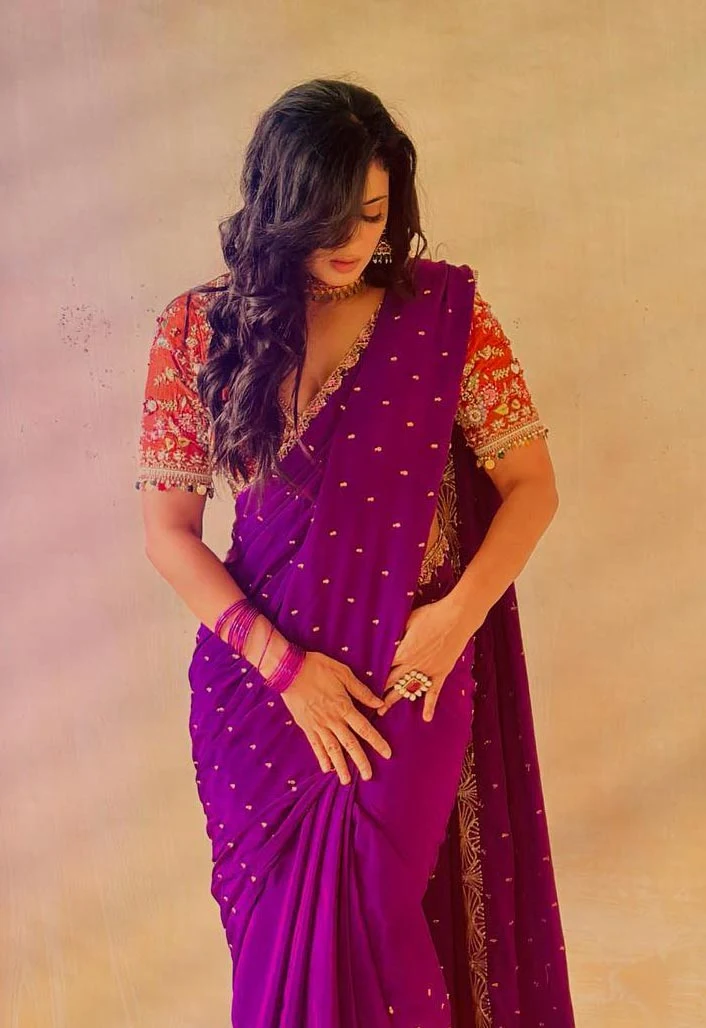 shweta tiwari purple saree hot tv actress