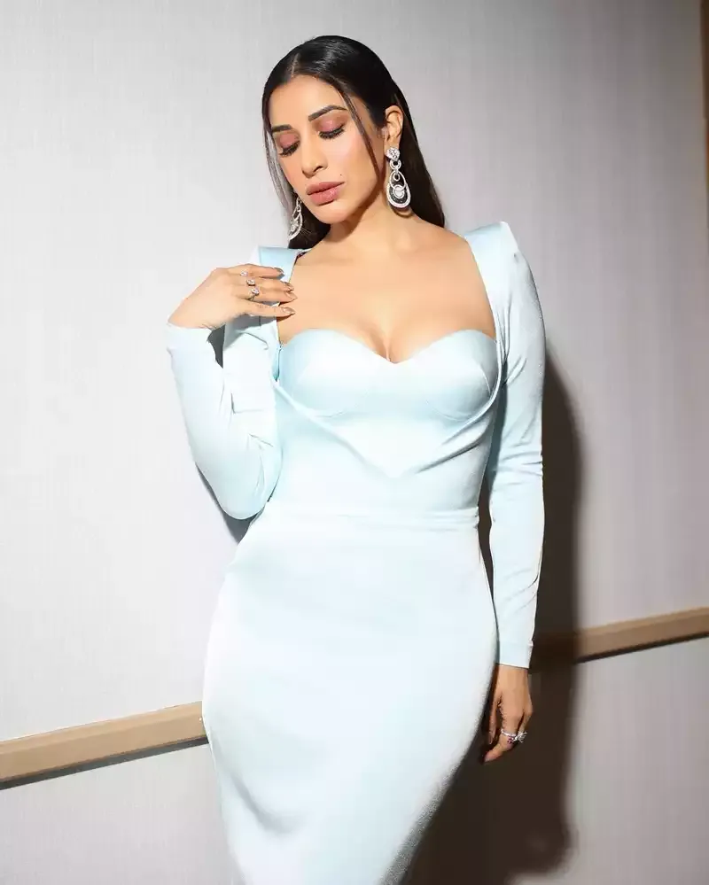 sophie choudry cleavage white dress