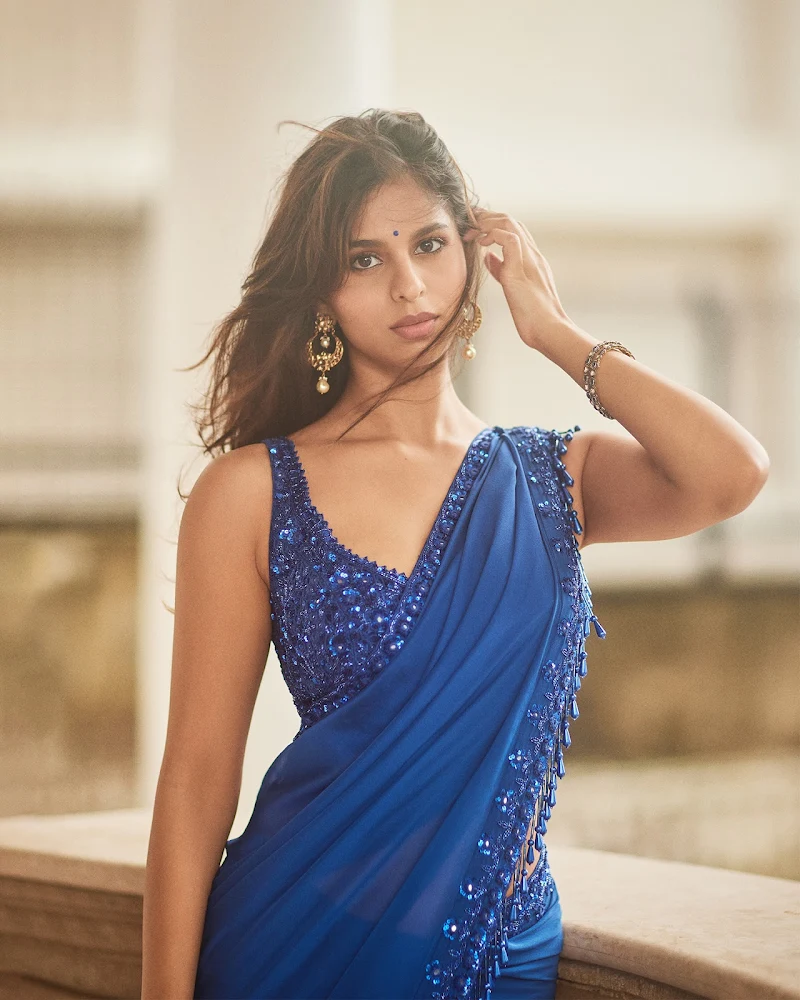 Suhana Khan blue saree hot actress archies