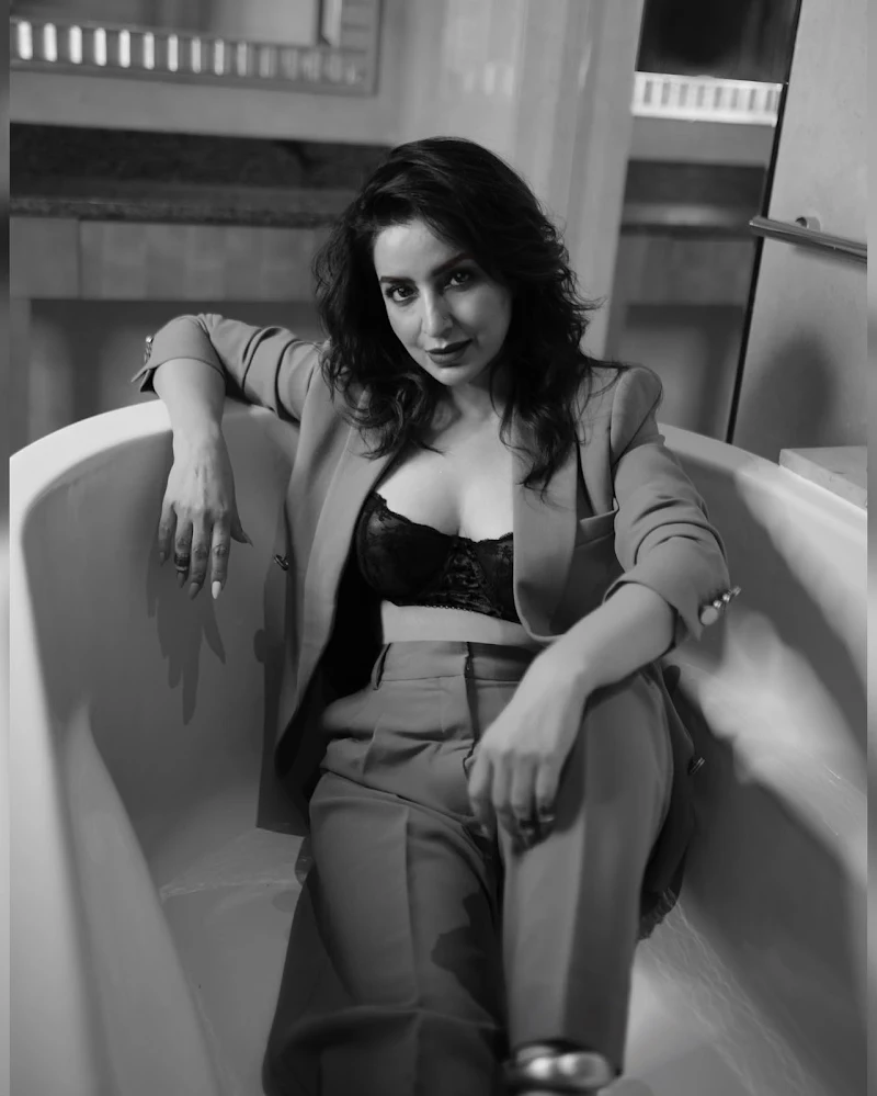 Tisca Chopra lacy bra green suit hot photoshoot