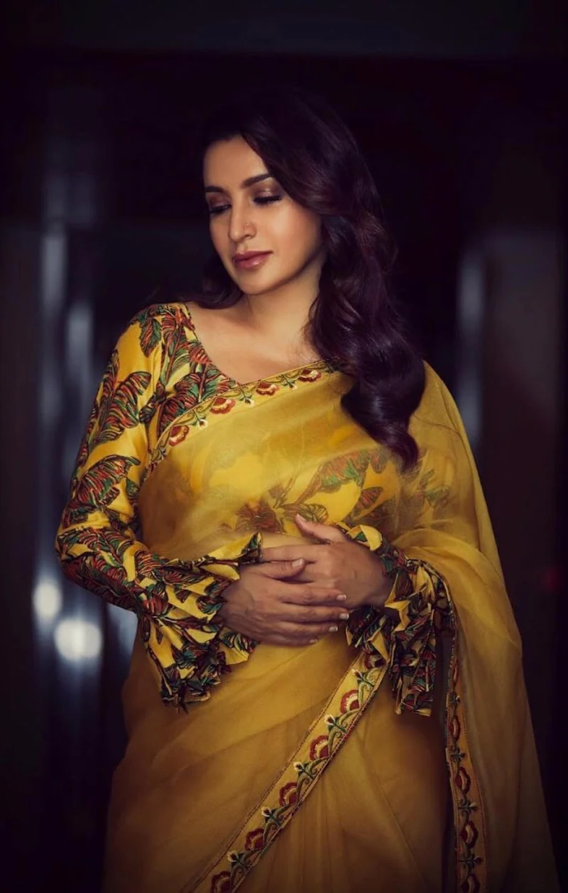 tisca chopra yellow saree