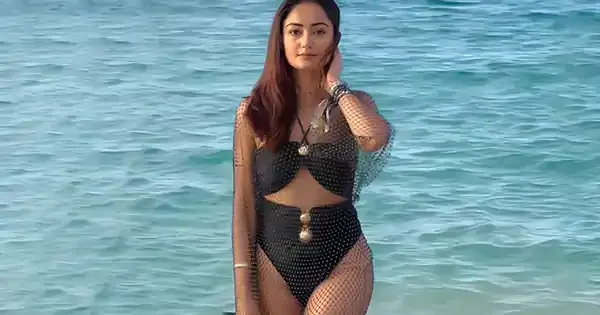 tridha choudhury bikini sexy body aashram actress