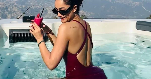 Aashram actress, Tridha Choudhury, in swimsuit flaunted her sexy back while enjoying pool time – see now.