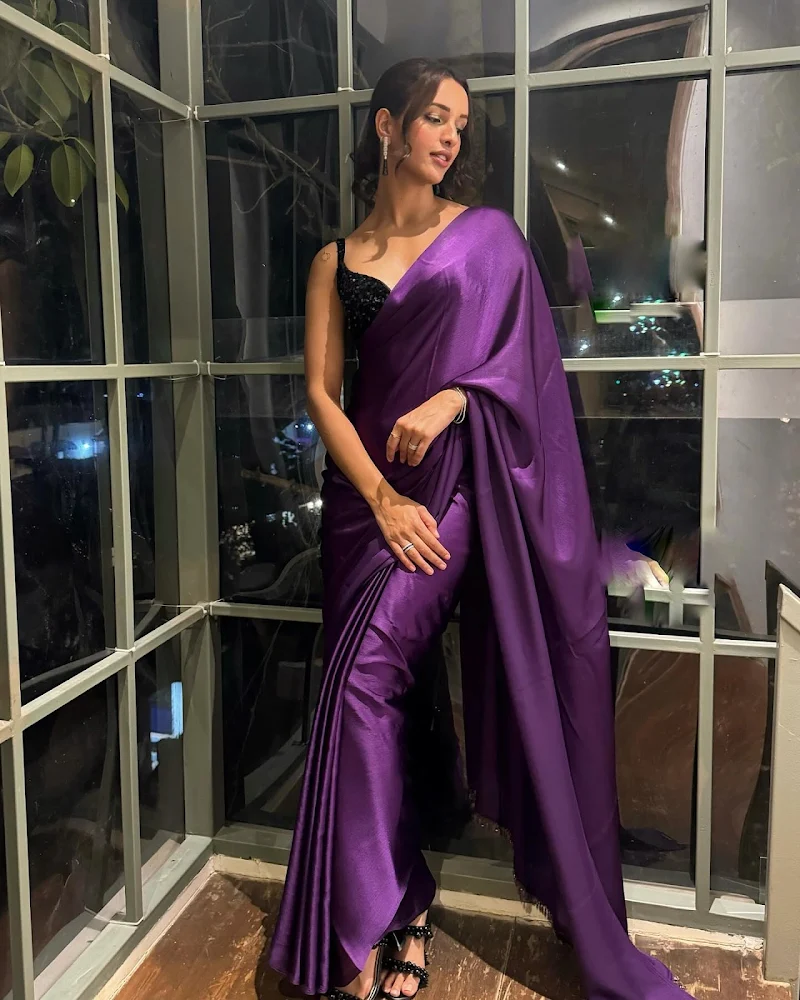 tripti dimri purple saree tiny blouse