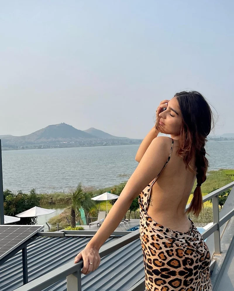 yukti thareja backless dress