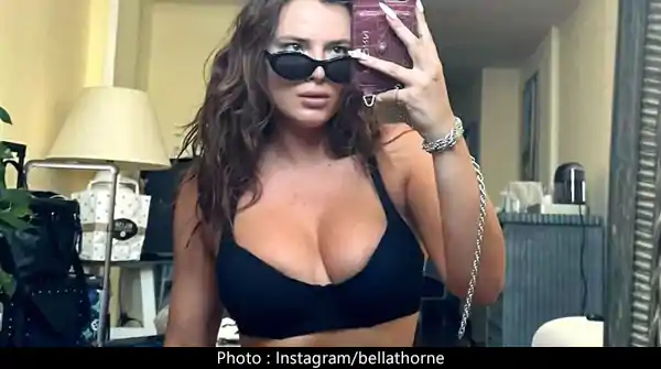 bella thorne black bikini selfie cleavage busty american actress