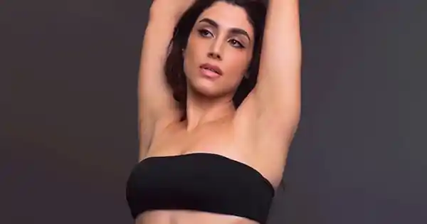 Delbar Arya is too hot to handle in skimpy black top – see video.