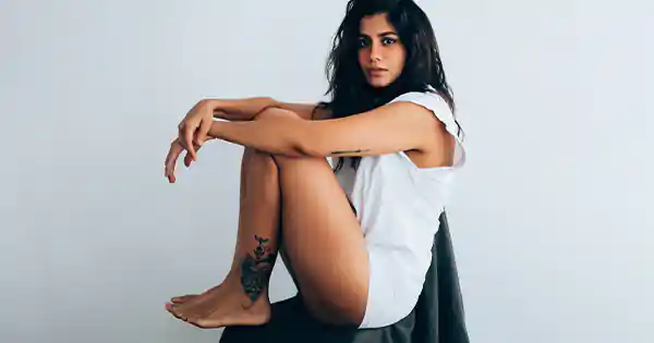 Shreya Dhanwanthary in little white outfit flaunted her sexy legs.