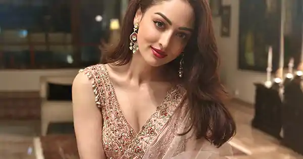 Sandeepa Dhar in this beautiful saree with deep neckline blouse gave style tips for this wedding season.