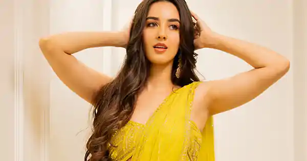 Gadar 2 actress, Simrat Kaur, in yellow saree looked stunning – see now.